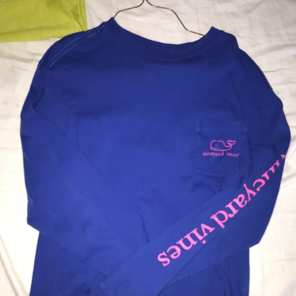 Blue and pink vineyard vines long sleeve tee - Picture 1 of 4